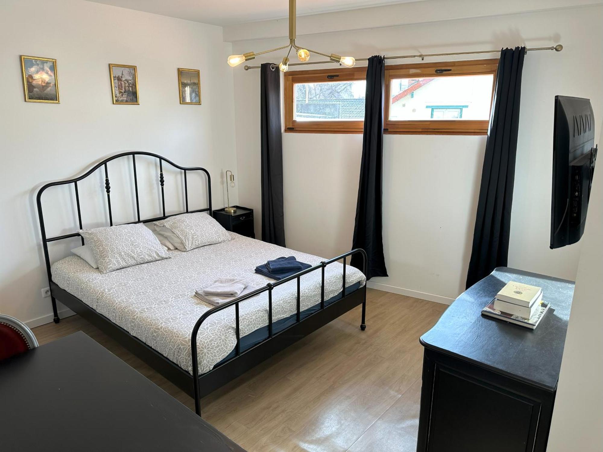 Atelier Casanova Apartment Vitry-sur-Seine Bagian luar foto