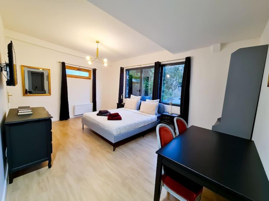 Atelier Casanova Apartment Vitry-sur-Seine Bagian luar foto