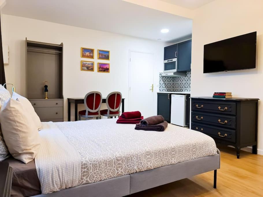Atelier Casanova Apartment Vitry-sur-Seine Bagian luar foto